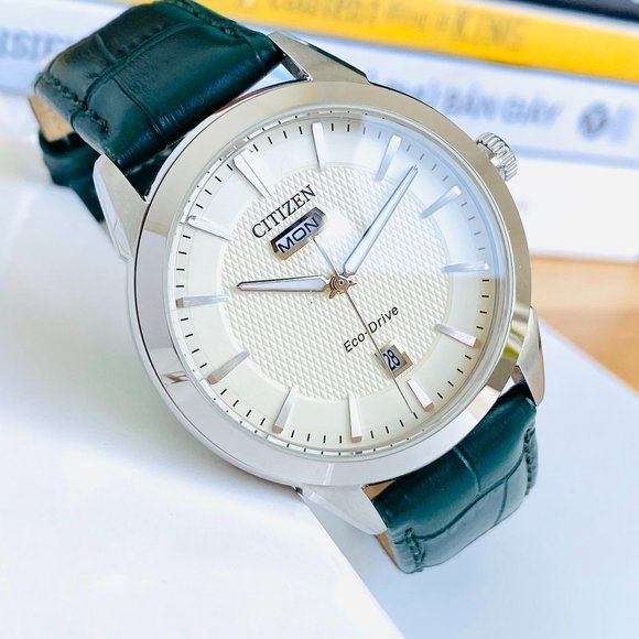 🔥New Citizen Men's 40mm Green Strap Watch